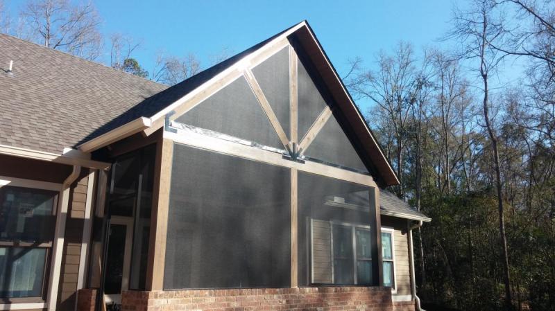 Screened in porch